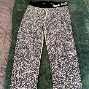 nike pro leggings